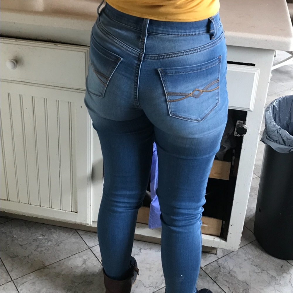 Mudd size 7 skinny jeans